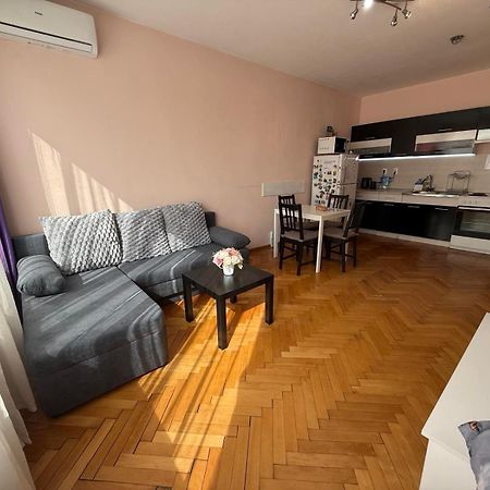 Lovely City Center 1Bd, 1Bt Apartment Sofia Luaran gambar
